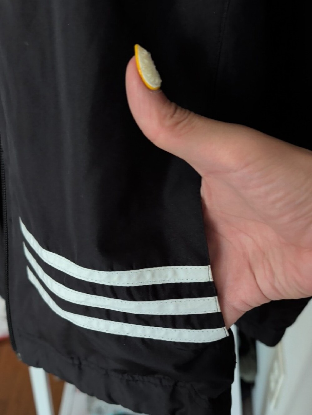 Adidas Women's Black 3-Stripe Full-Zip Lightweight Windbreaker Jacket - Picture 5 of 8
